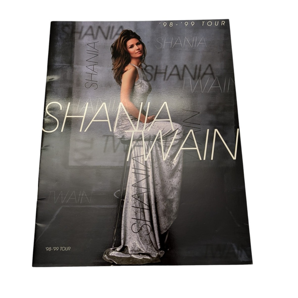 Shania Twain 1998 Come On Over Concert Tour Souvenir Program Book
